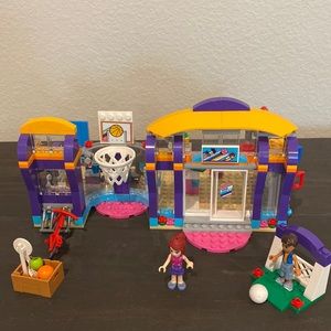 Lego Friends Heartlake sports center